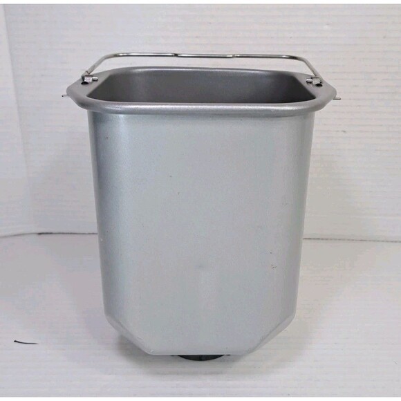 Toastmaster 1172 Bread Maker Pan & Paddle Replacement Part Genuine OEM Kneading - Picture 1 of 6